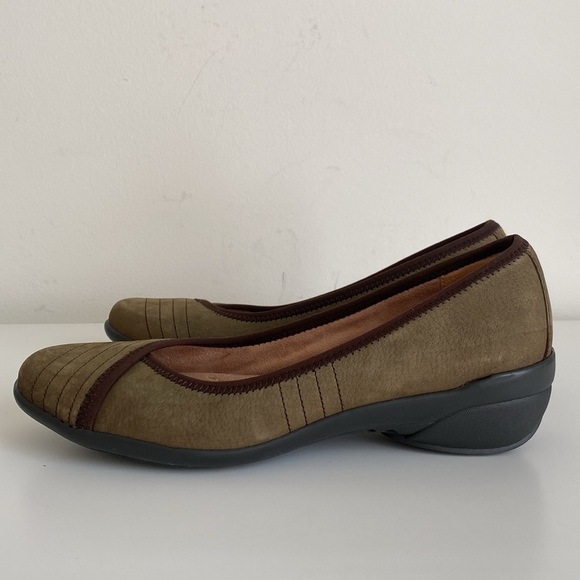 Naturalizer Novel Leather Slip-on Low Wedge Loafers Women's Size 7M N5 Comfort - Picture 4 of 16